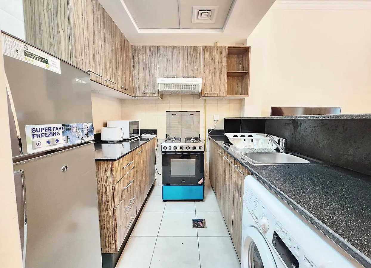 Apartment Rh- Relaxing Studio, Downtown With Private Balcony, Walk Away From Burj Khalifa Dubai