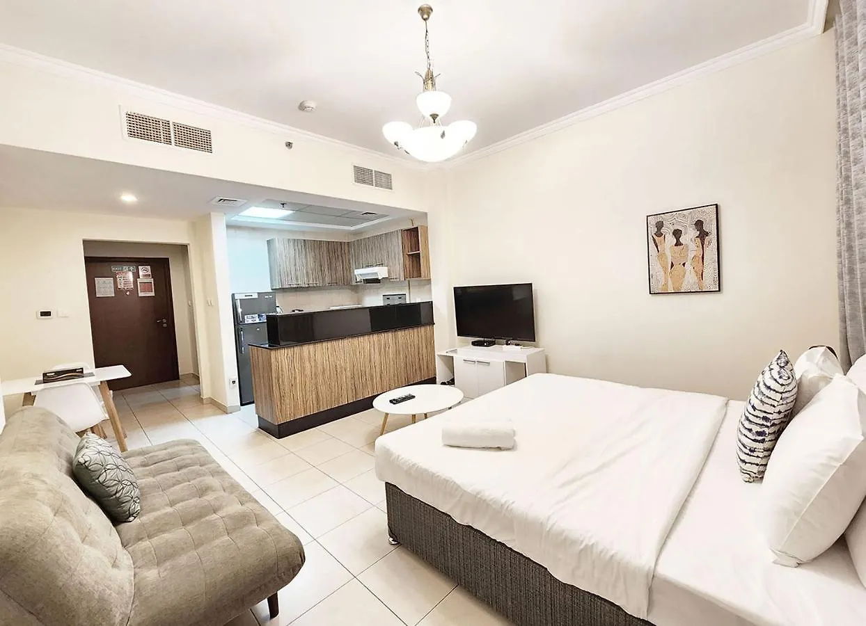 Rh- Relaxing Studio, Downtown With Private Balcony, Walk Away From Burj Khalifa Dubai 0*,